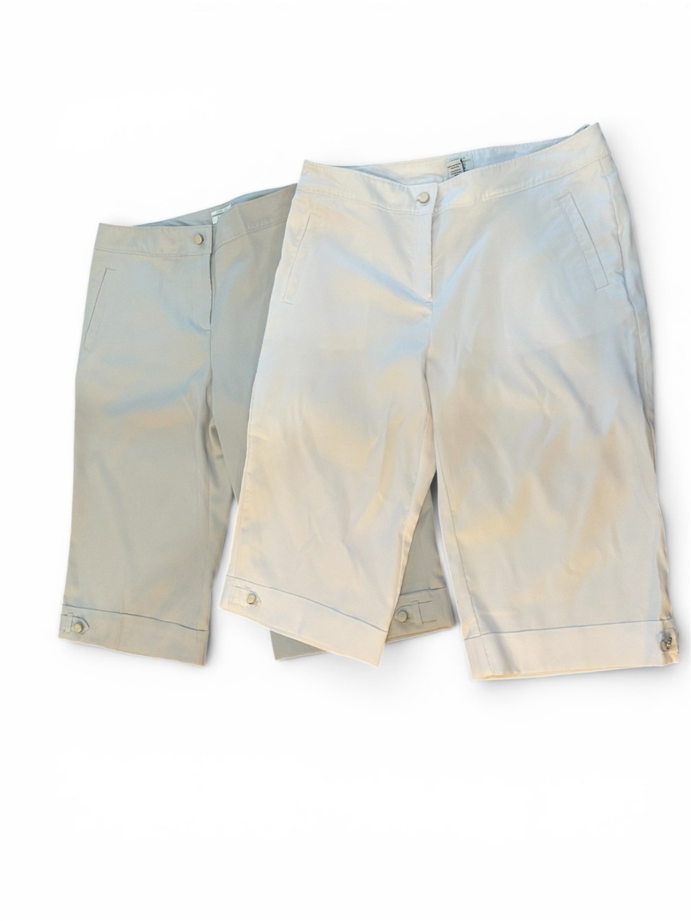 Pair of Izod XFG Cool FX Golf Capri’s - Picture 2 of 5